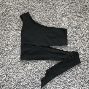 SHEIN One Shoulder Cut Out Wrap Top M